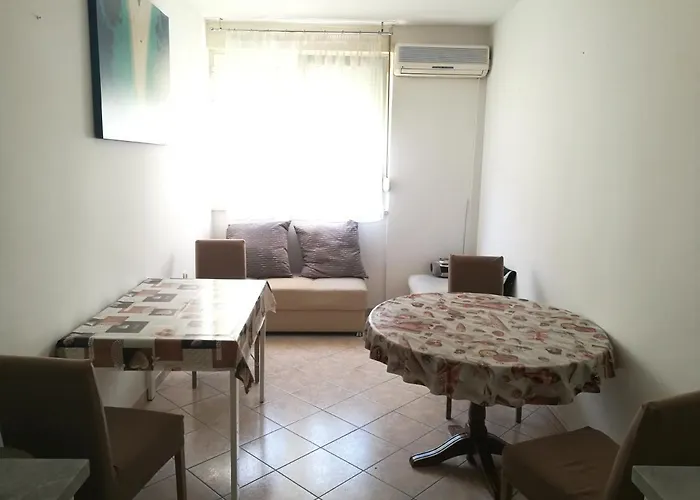 Pretty Big Double Bed With Balcony Privat bolig Split
